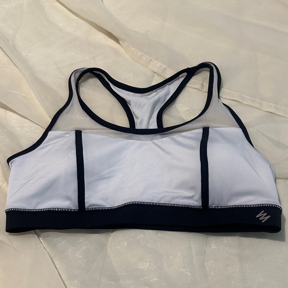 Nicole Miller White and Black Sports Bra Size L